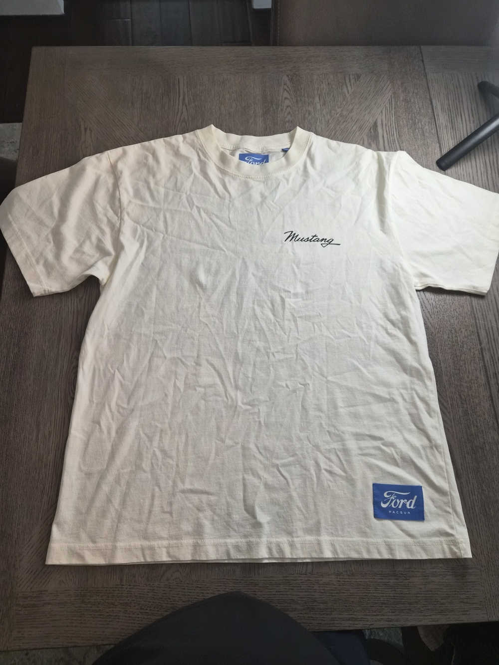 Ford Men’s Cream Mustang Logo Short Sleeve Tee